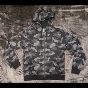 Men's Black Camo Zip Up Hoodie Size Large